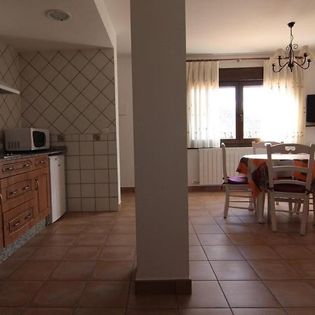 Apartamentos Barrena Альбаррасин Экстерьер фото